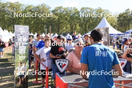 01.09.2023, Annecy, France (FRA): Martin Fourcade (FRA) signs autographs - Martin Fourcade Nordic Festival, Annecy (FRA). www.nordicfocus.com. © Manzoni/NordicFocus. Every downloaded picture is fee-liable.