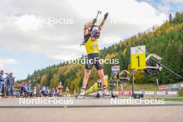 22.10.2023, Arcon, France (FRA): Lou Jeanmonnot (FRA) - Biathlon Samse Summer Tour, pursuit, Arcon (FRA). www.nordicfocus.com. © Thibaut/NordicFocus. Every downloaded picture is fee-liable.