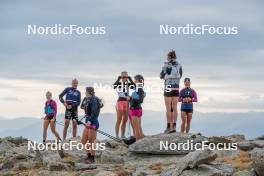 14.10.2023, Font-Romeu, France (FRA): Mélissa Gal (FRA), Vincent Vittoz (FRA), Coach Team France, Juliette Ducordeau (FRA), Julie Pierrel (FRA), Eve Ondine Duchaufour (FRA), Delphine Claudel (FRA), Flora Dolci (FRA), (l-r) - Cross-Country training, Font-Romeu (FRA). www.nordicfocus.com. © Authamayou/NordicFocus. Every downloaded picture is fee-liable.