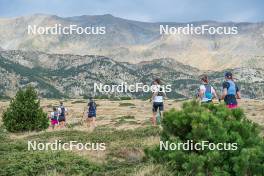 14.10.2023, Font-Romeu, France (FRA): Léna Quintin (FRA), Julie Pierrel (FRA), Juliette Ducordeau (FRA), Maelle Veyre (FRA), Mélissa Gal (FRA), Eve Ondine Duchaufour (FRA), (l-r) - Cross-Country training, Font-Romeu (FRA). www.nordicfocus.com. © Authamayou/NordicFocus. Every downloaded picture is fee-liable.