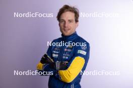 23.11.2023, Oestersund, Sweden, (SWE): Jesper Nelin (SWE) - IBU World Cup Biathlon, photoshooting, Oestersund (SWE). www.nordicfocus.com. © Manzoni/NordicFocus. Every downloaded picture is fee-liable.