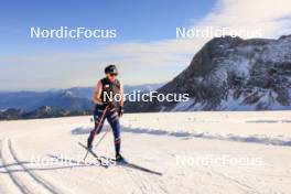 14.10.2024, Ramsau am Dachstein, Austria (AUT): Julia Simon (FRA) - Biathlon summer training, Dachsteinglacier, Ramsau am Dachstein (AUT). www.nordicfocus.com. © Manzoni/NordicFocus. Every downloaded picture is fee-liable.