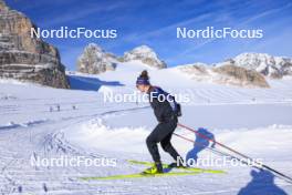 12.10.2024, Ramsau am Dachstein, Austria (AUT): Lou Jeanmonnot (FRA) - Biathlon summer training, Dachsteinglacier, Ramsau am Dachstein (AUT). www.nordicfocus.com. © Manzoni/NordicFocus. Every downloaded picture is fee-liable.