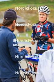 04.09.2024, Lenzerheide, Switzerland (SUI): Patrick Oberegger (ITA) coach Team Norway, Karoline Offigstad Knotten (NOR), (l-r) - Biathlon summer training, Lenzerheide (SUI). www.nordicfocus.com. © Manzoni/NordicFocus. Every downloaded picture is fee-liable.