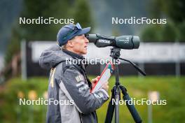 27.09.2024, Lavaze, Italy (ITA): Jonne Kahkonen (FIN), coach Team Italy - Biathlon summer training, Lavaze (ITA). www.nordicfocus.com. © Barbieri/NordicFocus. Every downloaded picture is fee-liable.