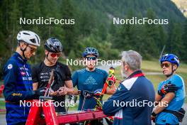 29.08.2024, Bessans, France (FRA): Eric Perrot, Emilien Jacquelin (FRA), Quentin Fillon-Maillet (FRA), Jean-Pierre Amat (FRA), Coach Team France, Oscar Lombardot (FRA), (l-r) - Biathlon summer training, Bessans (FRA). www.nordicfocus.com. © Authamayou/NordicFocus. Every downloaded picture is fee-liable.