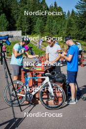 31.07.2024, Lavaze, Italy (ITA): Emilien Claude (FRA), Antonin Guigonnat (FRA), Louis Deschamps (FRA), (l-r)  - Biathlon summer training, Lavaze (ITA). www.nordicfocus.com. © Barbieri/NordicFocus. Every downloaded picture is fee-liable.