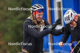 13.10.2024, Ramsau am Dachstein, Austria (AUT): Kein Einaste (EST), coach Team Switzerland, Amy Baserga (SUI), (l-r) - Biathlon summer training, Ramsau am Dachstein (AUT). www.nordicfocus.com. © Manzoni/NordicFocus. Every downloaded picture is fee-liable.