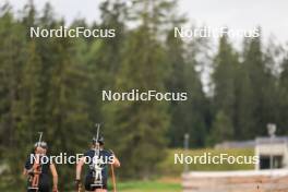 05.09.2024, Lenzerheide, Switzerland (SUI): Elisa Gasparin (SUI), Aita Gasparin (SUI), (l-r) - Biathlon summer training, Lenzerheide (SUI). www.nordicfocus.com. © Manzoni/NordicFocus. Every downloaded picture is fee-liable.