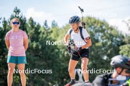 17.08.2024, Font-Romeu, France (FRA): Claire Breton (FRA), Coach Team France, Lou-Anne Dupont Ballet-Baz (FRA), (l-r) - Biathlon summer training, Font-Romeu (FRA). www.nordicfocus.com. © Authamayou/NordicFocus. Every downloaded picture is fee-liable.