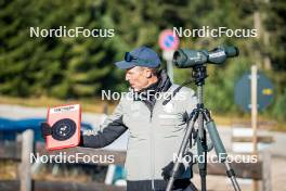 29.09.2024, Lavaze, Italy (ITA): Jonne Kahkonen (FIN), coach Team Italy - Biathlon summer training, Lavaze (ITA). www.nordicfocus.com. © Barbieri/NordicFocus. Every downloaded picture is fee-liable.