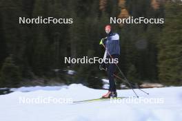 07.11.2024, Davos, Switzerland (SUI): Kein Einaste (EST), coach Team Switzerland - Biathlon training, snowfarming track, Davos (SUI). www.nordicfocus.com. © Manzoni/NordicFocus. Every downloaded picture is fee-liable.