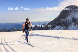 14.10.2024, Ramsau am Dachstein, Austria (AUT): Julia Simon (FRA) - Biathlon summer training, Dachsteinglacier, Ramsau am Dachstein (AUT). www.nordicfocus.com. © Manzoni/NordicFocus. Every downloaded picture is fee-liable.