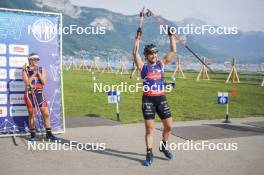 31.08.2024, Annecy, France (FRA): Ingrid Landmark Tandrevold (NOR), Julia Simon (FRA), (l-r)  - Martin Fourcade Nordic Festival Biathlon, Annecy (FRA). www.nordicfocus.com. © Thibaut/NordicFocus. Every downloaded picture is fee-liable.