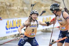 22.09.2024, Premanon, France (FRA): Jeanne Richard (FRA), Oceane Michelon (FRA), (l-r) - Biathlon Samse Summer Tour, pursuit, Premanon (FRA). www.nordicfocus.com. © Manzoni/NordicFocus. Every downloaded picture is fee-liable.