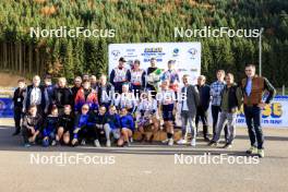 20.10.2024, Arcon, France (FRA): Emilien Jacquelin (FRA), Quentin Fillon Maillet (FRA), Fabien Claude (FRA), Lou Jeanmonnot (FRA), Julia Simon (FRA), Jeanne Richard (FRA), (l-r) - Biathlon Samse Summer Tour, pursuit, Arcon (FRA). www.nordicfocus.com. © Manzoni/NordicFocus. Every downloaded picture is fee-liable.