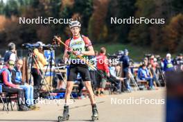 20.10.2024, Arcon, France (FRA): Leo Carlier (FRA) - Biathlon Samse Summer Tour, pursuit, Arcon (FRA). www.nordicfocus.com. © Manzoni/NordicFocus. Every downloaded picture is fee-liable.