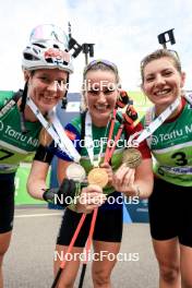 23.08.2024, Otepaeae, Estonia (EST): Suvi Minkkinen (FIN), Paulina Batovska Fialkova (SVK), Lucie Charvatova (CZE), (l-r) - IBU Summer Biathlon World Championships, super sprint women, Otepaeae (EST). www.nordicfocus.com. © Manzoni/NordicFocus. Every downloaded picture is fee-liable.