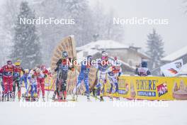 06.01.2024, Val di Fiemme, Italy (ITA): Victoria Carl (GER), Linn Svahn (SWE), (l-r)  - FIS world cup cross-country, tour de ski, mass, Val di Fiemme (ITA). www.nordicfocus.com. © Barbieri/NordicFocus. Every downloaded picture is fee-liable.