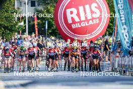 01.08.2024, Sandnes, Norway (NOR): Magni Smedas (NOR), Nadine Faehndrich (SUI), Margrethe Bergane (NOR), Astrid Oeyre Slind (NOR), Heidi Weng (NOR), (l-r) - BLINK24 Festival Cross-Country - Sandnes (NOR). www.nordicfocus.com. © Nordnes/NordicFocus. Every downloaded picture is fee-liable.