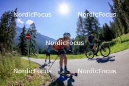 06.08.2024, Lenzerheide, Switzerland (SUI): Janik Riebli (SUI), Erik Braten Guidon (NOR), coach Team Switzerland, (l-r) - Cross-Country summer training, Lenzerheide (SUI). www.nordicfocus.com. © Manzoni/NordicFocus. Every downloaded picture is fee-liable.