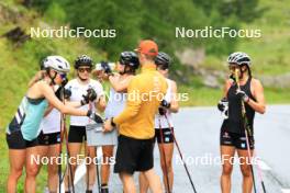 14.08.2024, Ulrichen, Switzerland (SUI): Pia Fink (GER), Katherine Sauerbrey (GER), Laura Gimmler (GER), Axel Teichmann (GER), coach Team Germany, Lisa Lohmann (GER), Sofie Krehl (GER), (l-r) - Cross-Country summer training, Ulrichen (SUI). www.nordicfocus.com. © Manzoni/NordicFocus. Every downloaded picture is fee-liable.