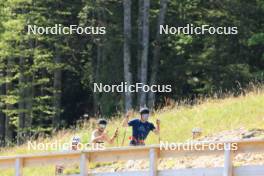 23.07.2024, Premanon, France (FRA): Mathis Desloges (FRA), Hugo Lapalus (FRA), Jules Lapierre (FRA), (l-r) - Cross-Country summer training, Premanon (FRA). www.nordicfocus.com. © Manzoni/NordicFocus. Every downloaded picture is fee-liable.