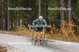 13.10.2024, Ramsau am Dachstein, Austria (AUT): Andrew Young (GBR) - Cross-Country summer training, Ramsau am Dachstein (AUT). www.nordicfocus.com. © Manzoni/NordicFocus. Every downloaded picture is fee-liable.