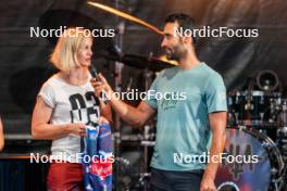 30.08.2024, Annecy, France (FRA): Victoria Carl (GER), Martin Fourcade (FRA) - Martin Fourcade Nordic Festival Cross-Country, Annecy (FRA). www.nordicfocus.com. © Thibaut/NordicFocus. Every downloaded picture is fee-liable.