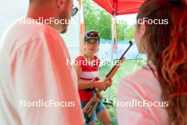 30.08.2024, Annecy, France (FRA): Fan learning biathlon with ESF - Martin Fourcade Nordic Festival Biathlon, Annecy (FRA). www.nordicfocus.com. © Thibaut/NordicFocus. Every downloaded picture is fee-liable.